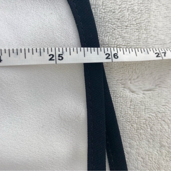 Studded shirt by Catrinet Made in Korea - Picture 8 of 10